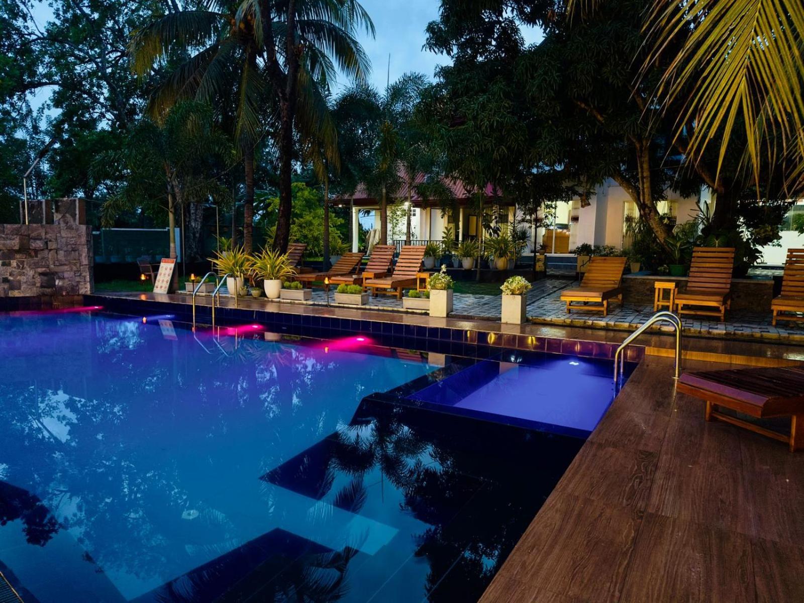 White Land City Hotel Dambulla Exterior foto
